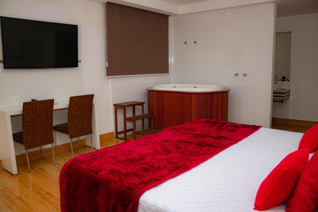 Granlago Hotel Пузу Алегре Екстериор снимка