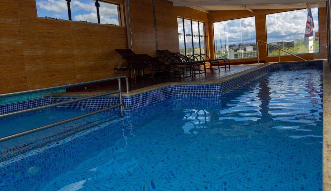 Granlago Hotel Пузу Алегре Екстериор снимка