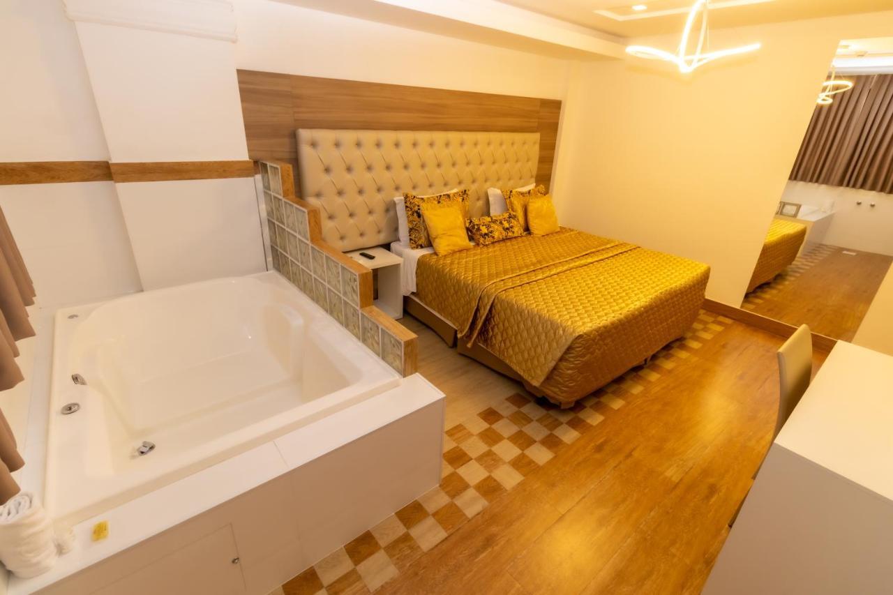 Granlago Hotel Пузу Алегре Екстериор снимка