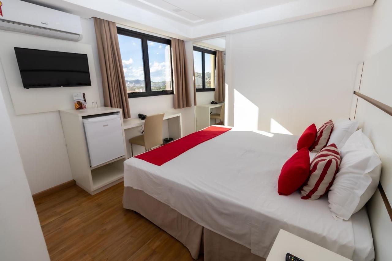 Granlago Hotel Пузу Алегре Екстериор снимка