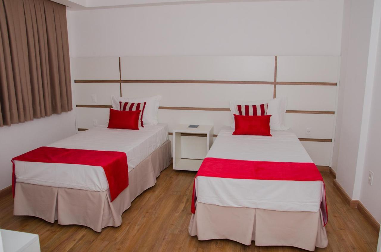 Granlago Hotel Пузу Алегре Екстериор снимка